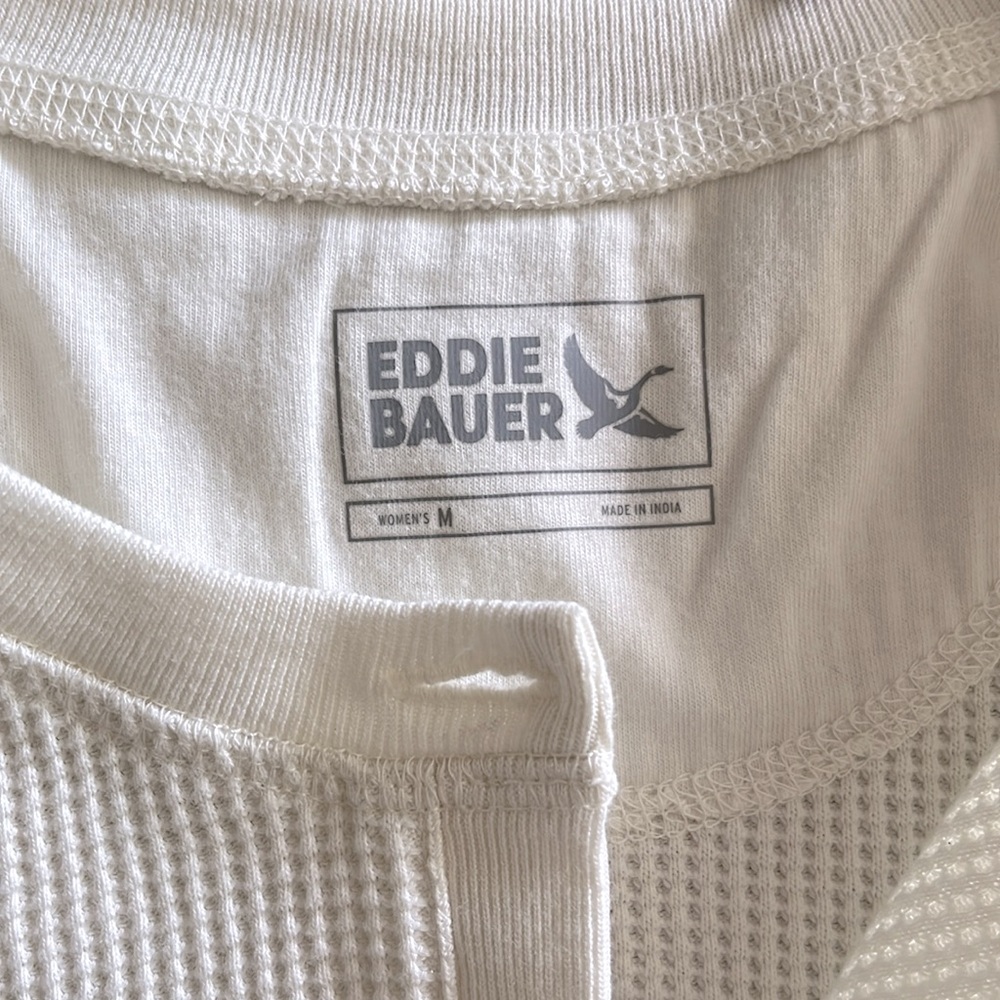 Eddie Bauer, Women’s thermal Henley, ivory, size M - Picture 3 of 3
